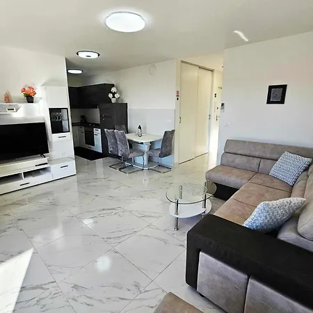 App Mary Apartment