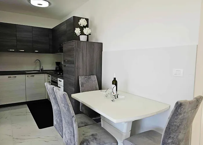 App Mary Διαμέρισμα Novigrad Istria